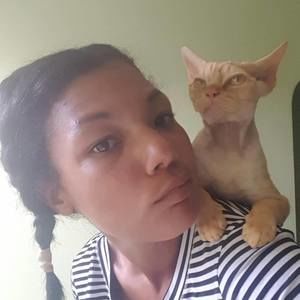 Meet your Posher, Kimberly